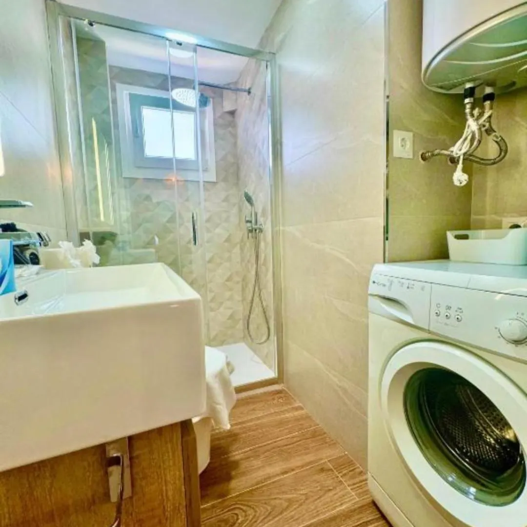 Apartment Luxury Home On The Beach Malaga